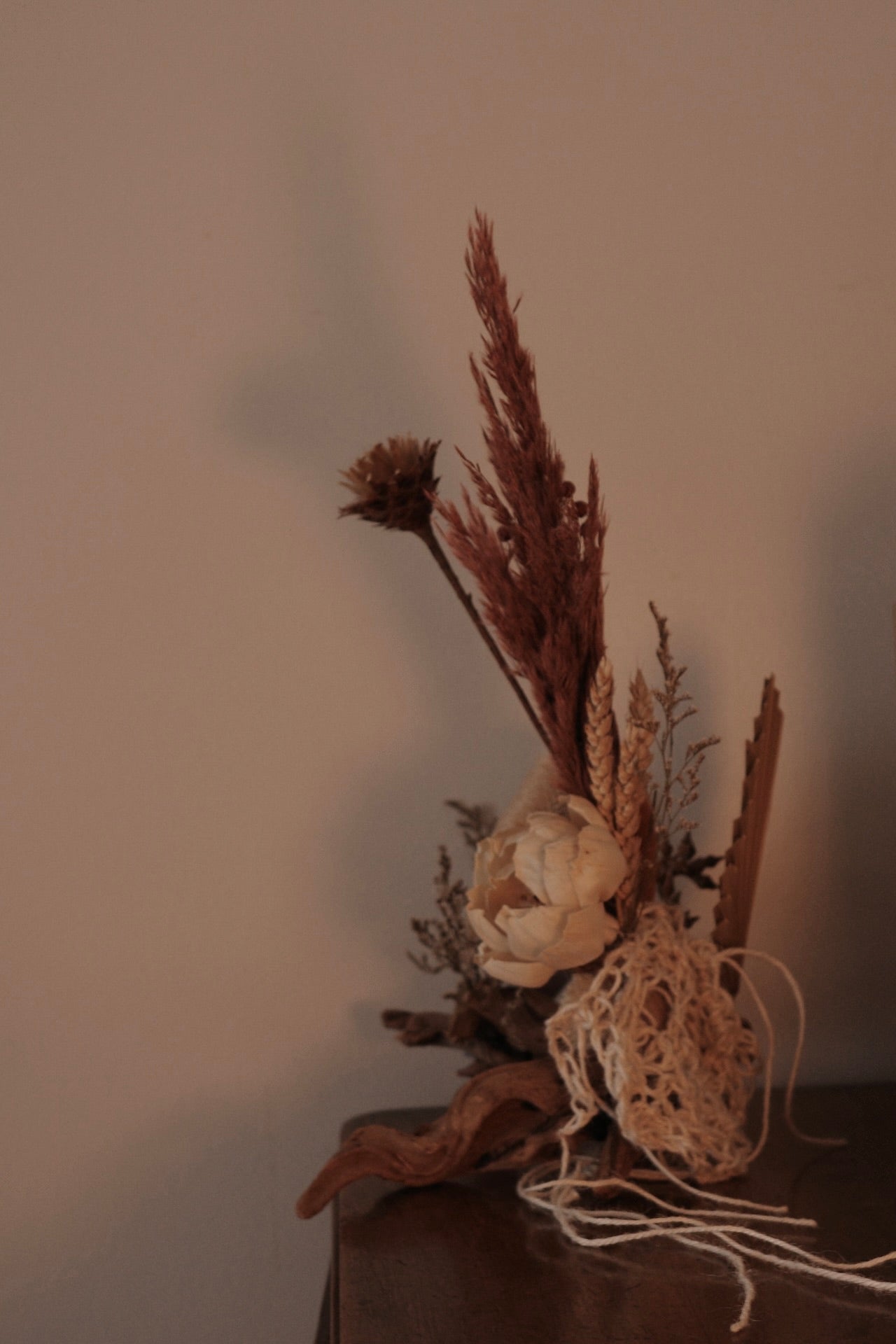 Wooden Dried Flawer Creation