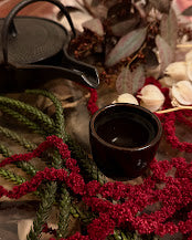 LATE-NIGHT FLORAL PRACTICE