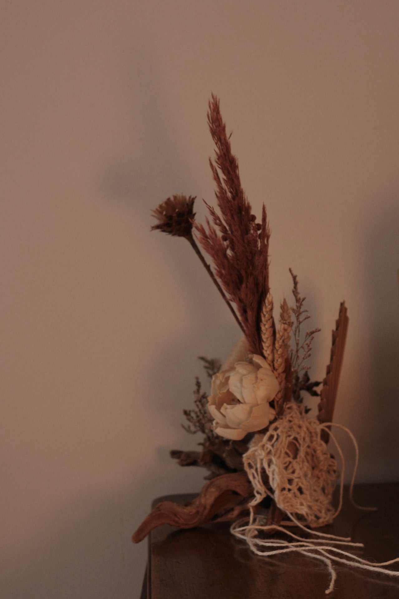 Wooden Dried Flawer Creation